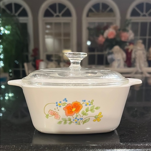 "Wildflower" - Petite Pan & Glass Lid by Corning (P-43-B) - Picture 1 of 9